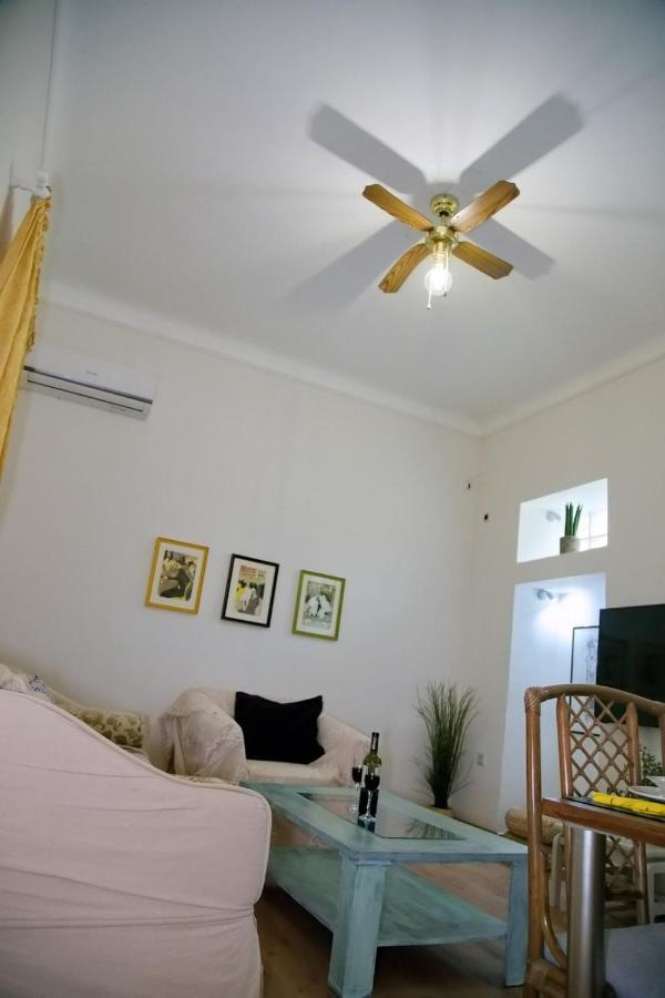 Aroura Homes Garden House 2Br 2Ba Free Parking Atenas Exterior foto
